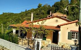 Traditional House Garounas